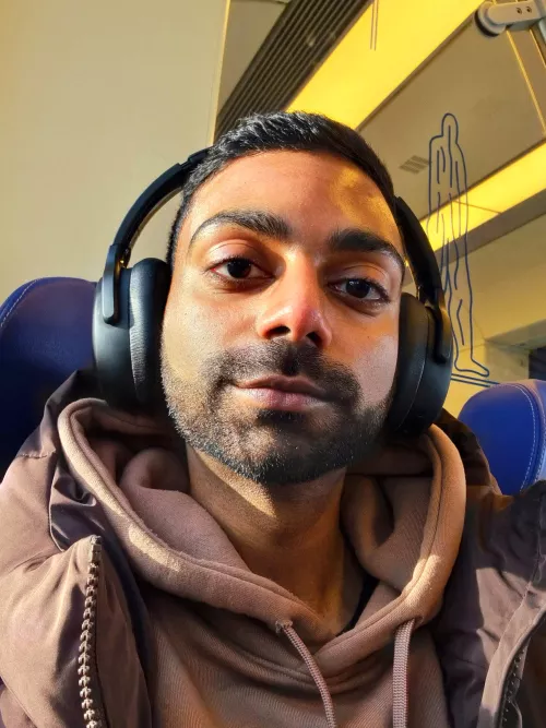 Heyy, I stopped gaming for a while, should start again soon.. What should I play?