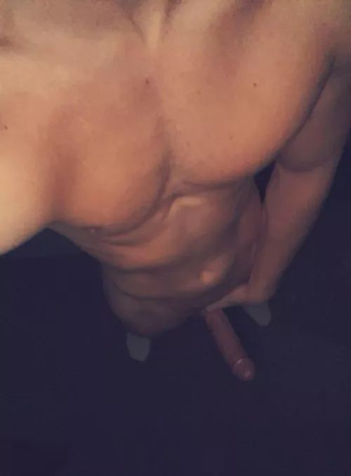 Horny asf this morning come help?😩