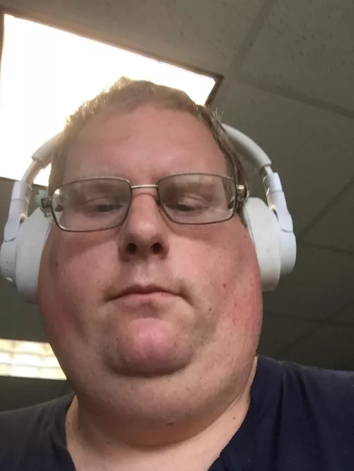 I am so tired this afternoon, DO NOT SEND DIRTY PICS NOT HERE FOR THAT