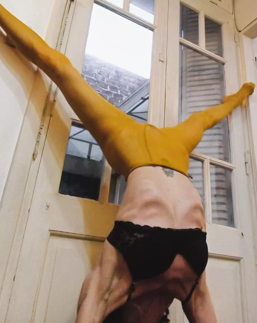 I love doing pirouettes!!