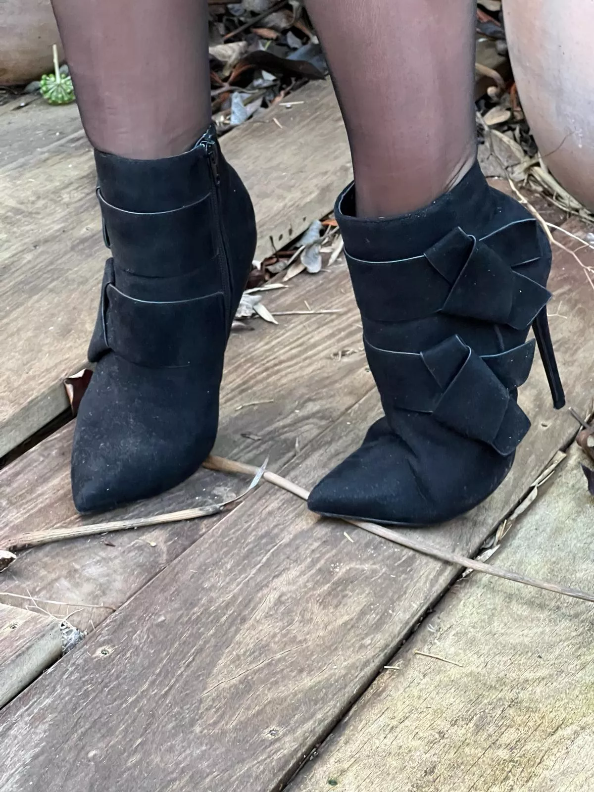 i love my warm suede boots OC