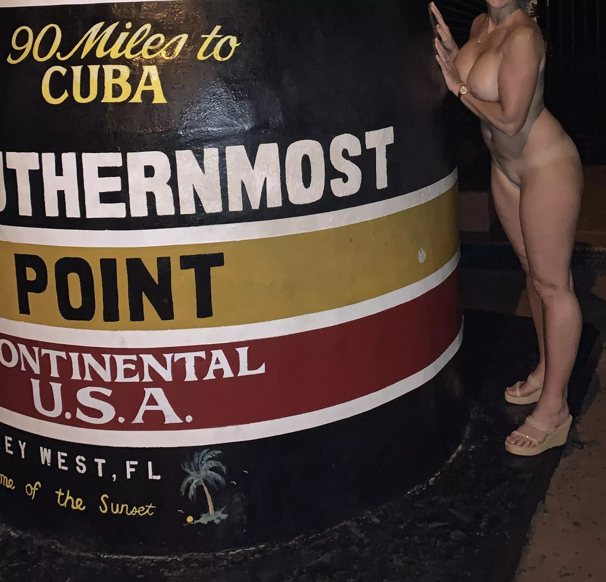 I love to be a slutwife on vacation. You should join me.