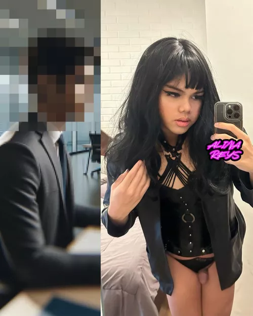 I used to work in an office to now being an internet sissy slut