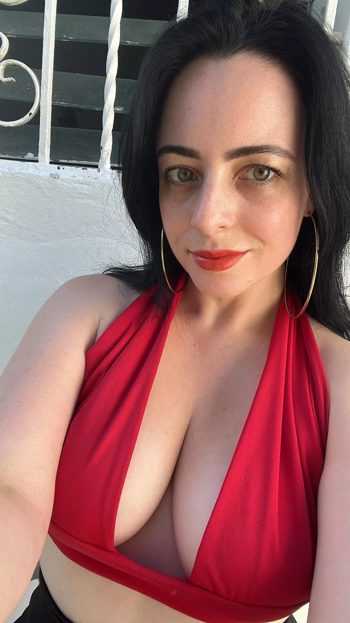 I wouldn't dare wear a bra with this shirt!