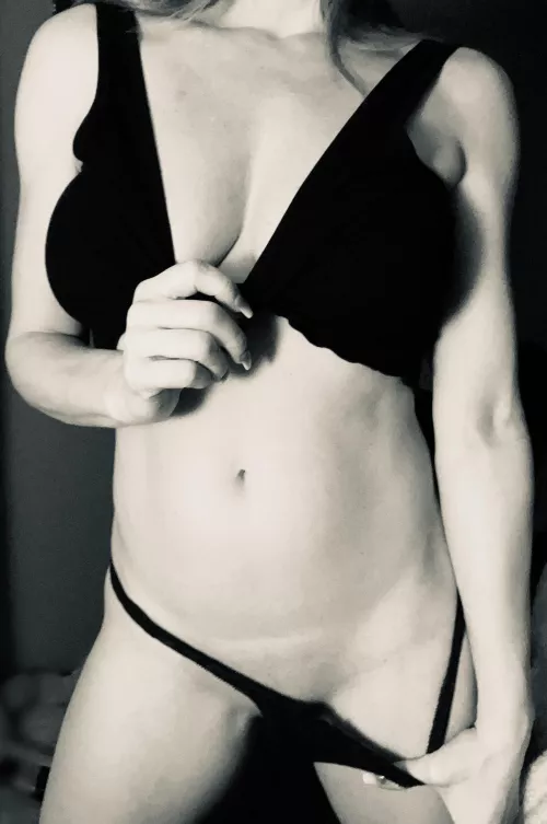 I’m new here. We’ll see how this married soccer mom does in this sub. Maybe I’ll show more..