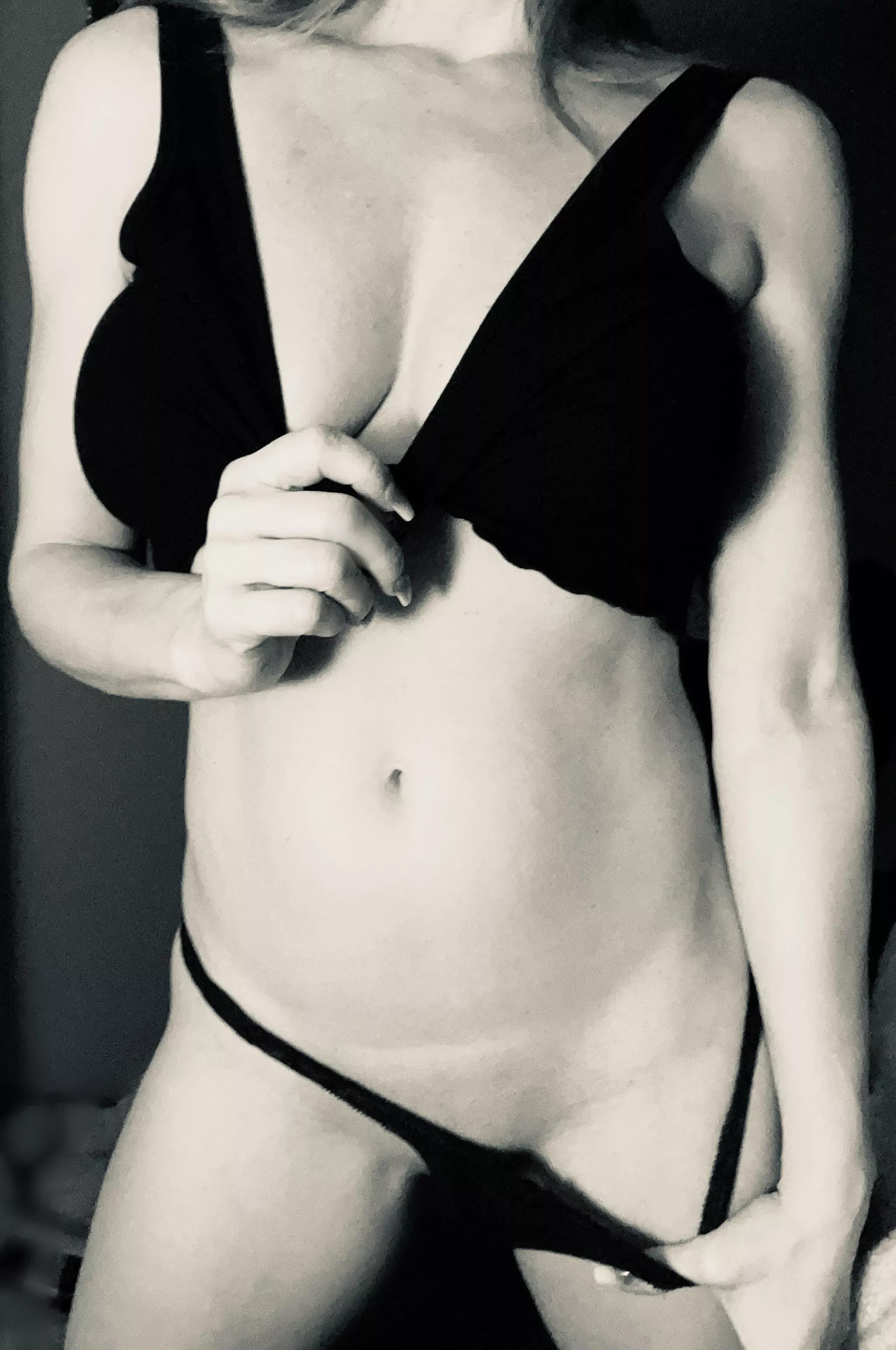 I’m new here. We’ll see how this married soccer mom does in this sub. Maybe I’ll show more..