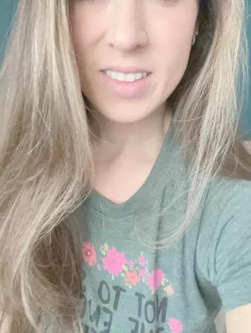 Mhmmm (dm open) not interested in dick pics