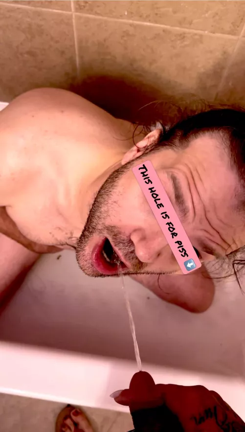 Reposting this, got a new account but wanted credit for this one. First piss straight into my mouth.