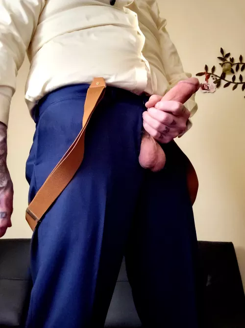 Sometimes daddy needs to let his cock breathe (40)