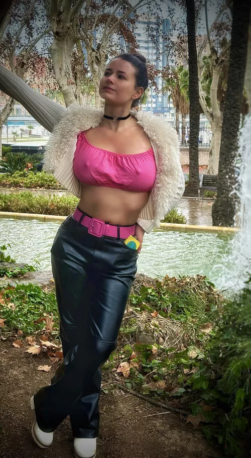 Thin and pink is my favourite top choice.