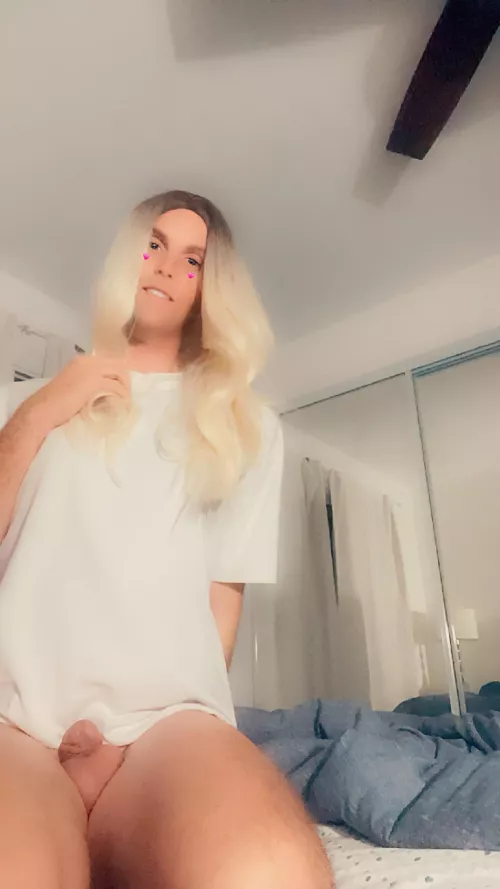 We just woke up and I know I need to give daddy my mouth 💖💦 👄