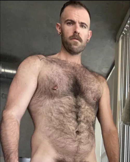 Who likes to rub chest fur?