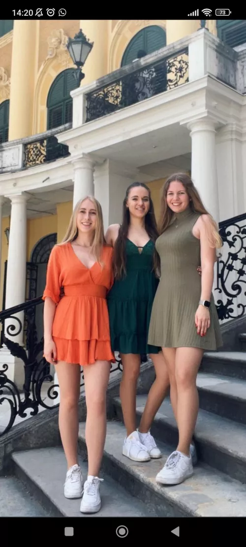 Who you pick for a throatfuc? [3]