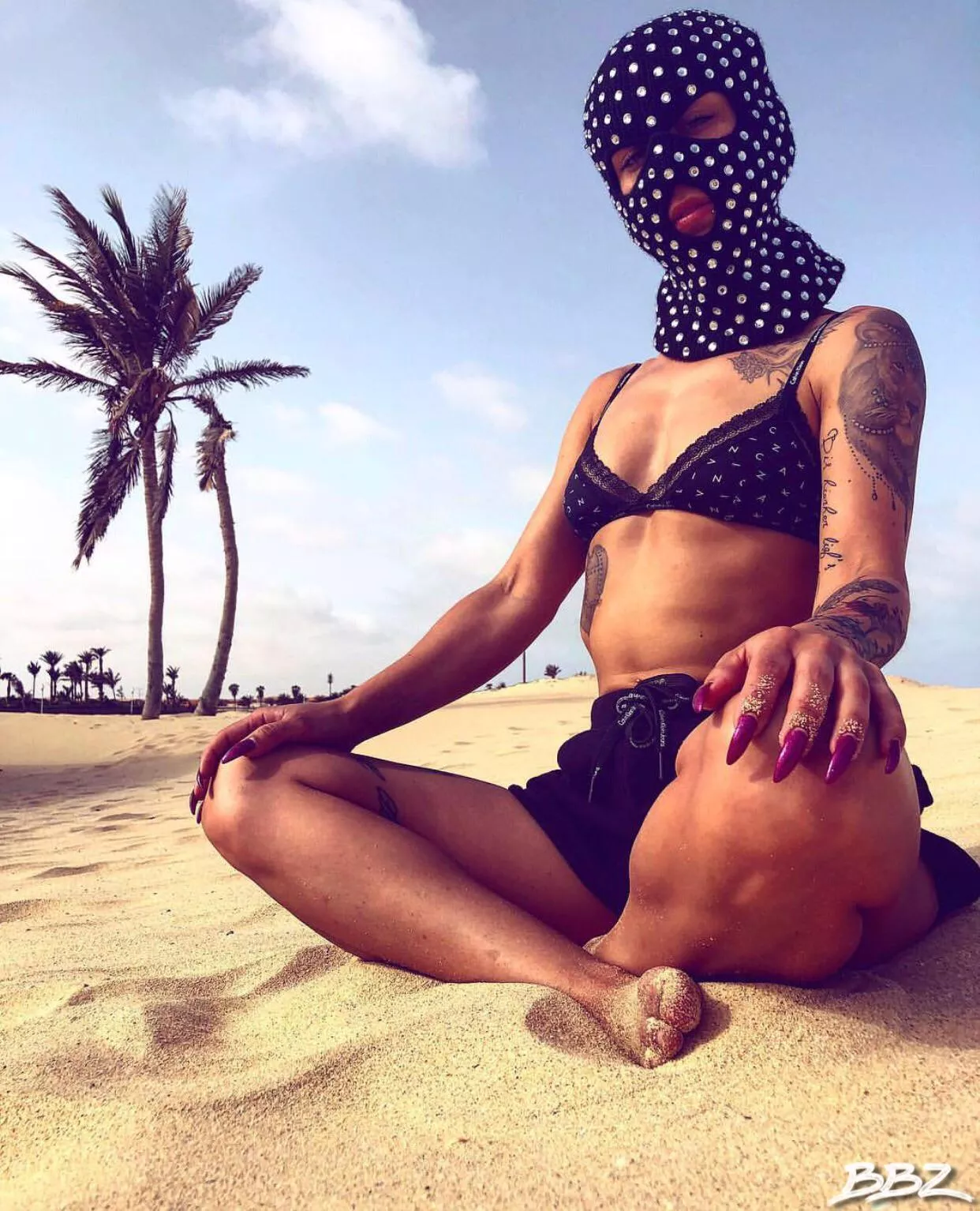 You like them short or long? 💅🏼💋