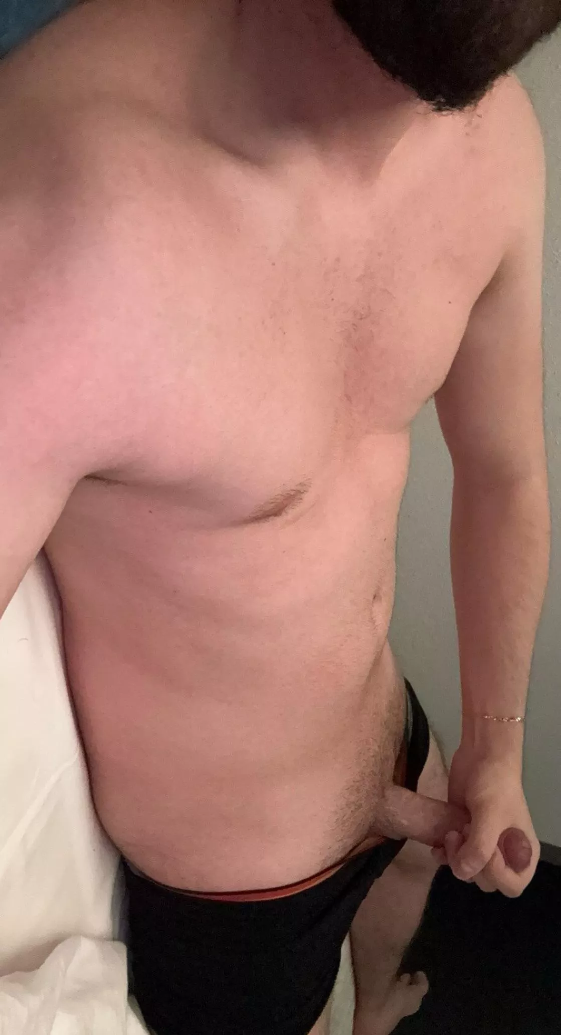 [23] Germany | Lookin‘ for jerk buddies. Be nice & chill. Face is a must, bro. No chubs pls. Snap: jul-thegray