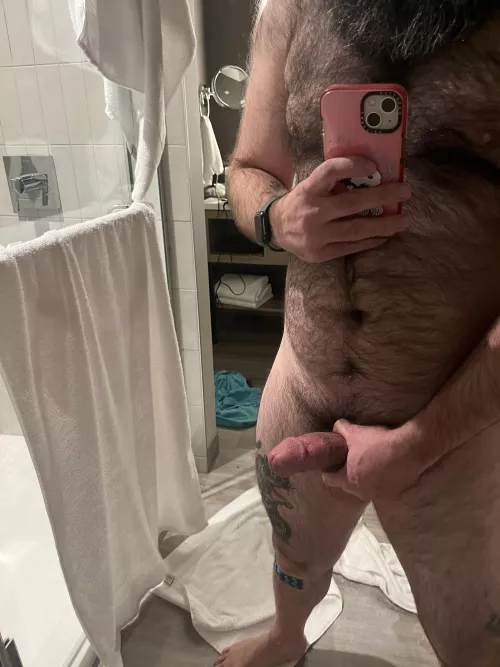 (41) could use a hand in the shower