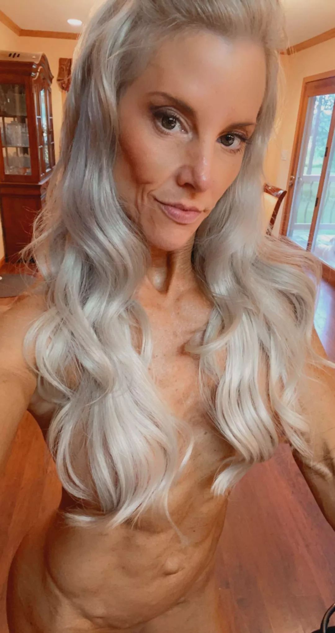 Anna Fine - Can you handle a fit milf like me