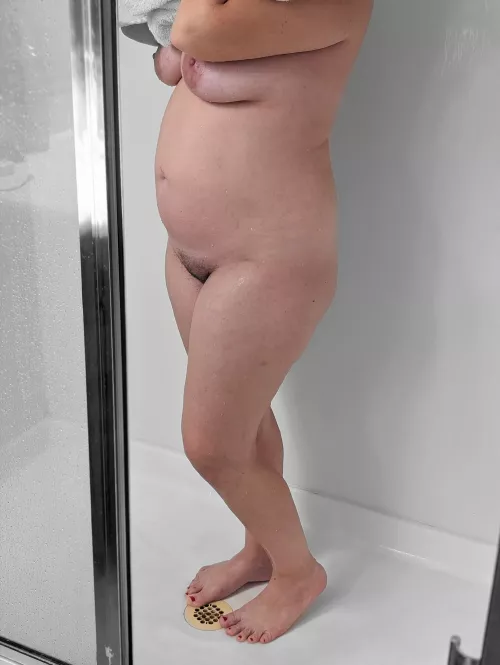 Are curvy pregnant girls your thing