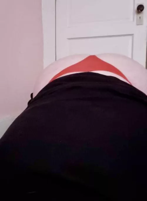 Bend me over bby 🥵