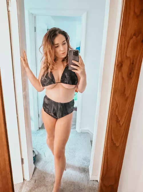 can`t wait till the sun covers my skin 🥰