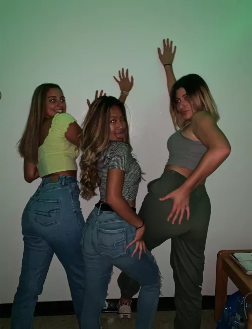 College Freshmen [3]