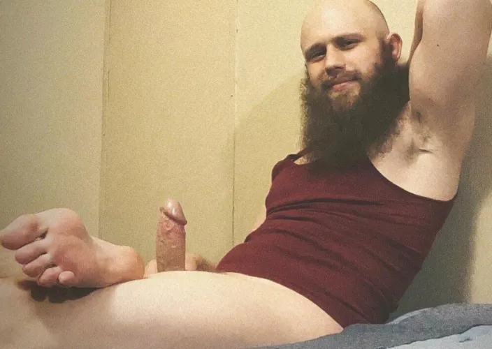 Daddy's toes, pits, and cock! 😜