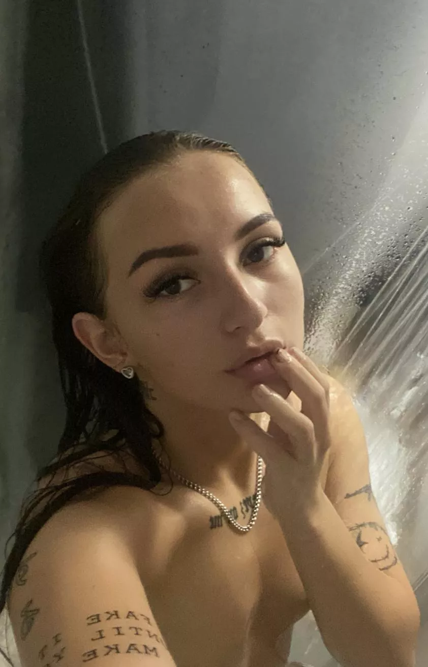 did your ex send you shower pics every morning