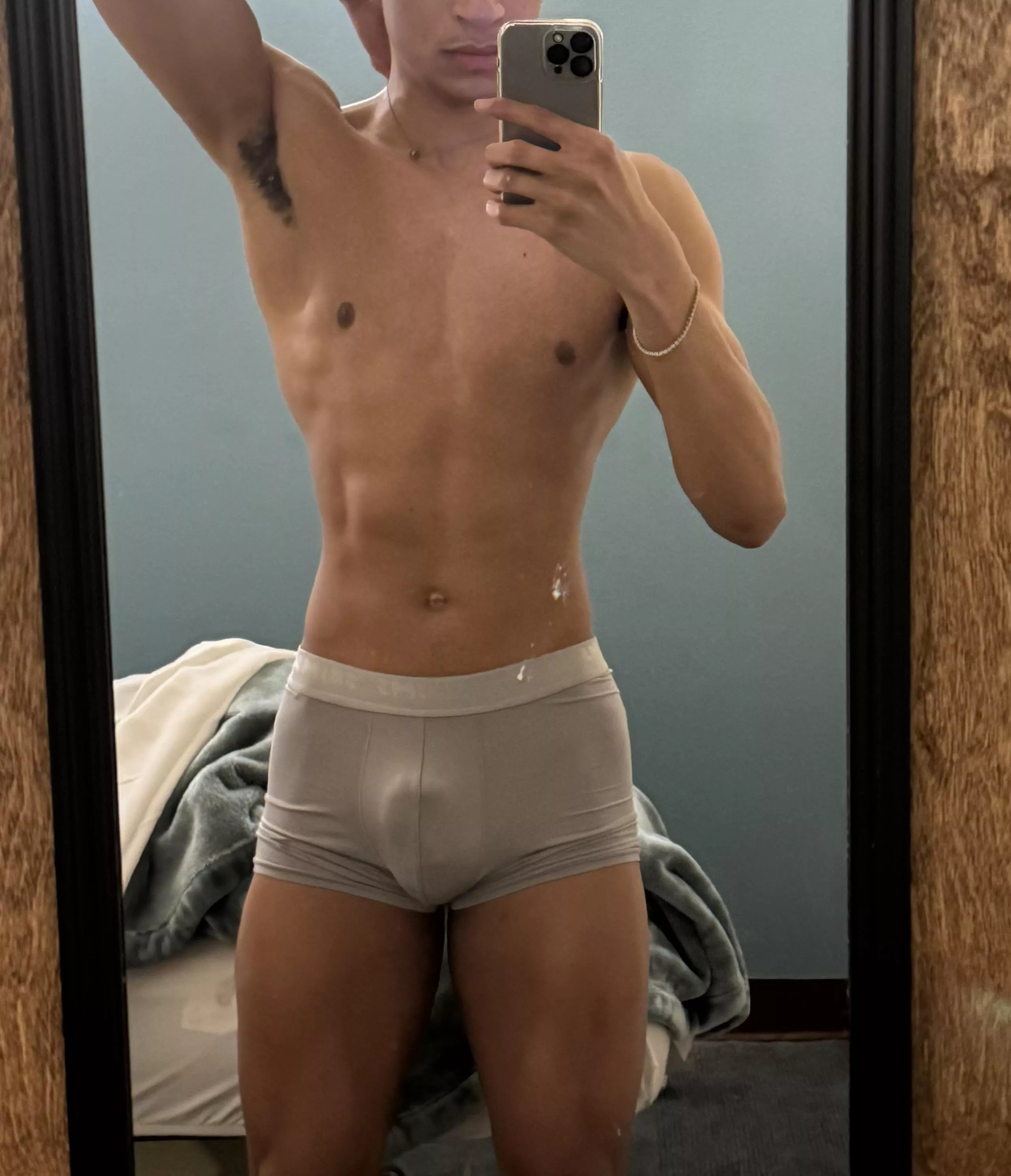 DM if you wanna sniff