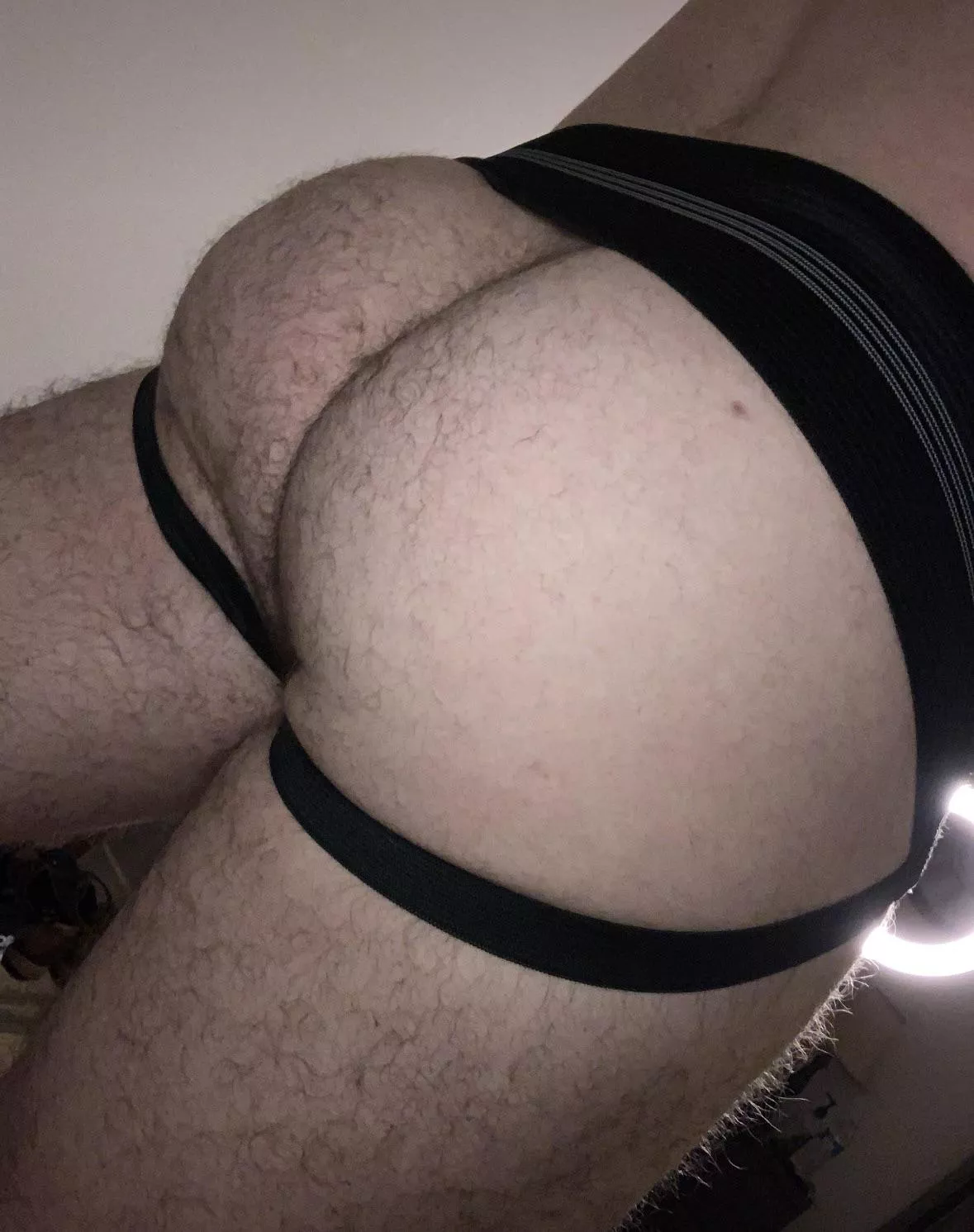 Do you like hairy asses?