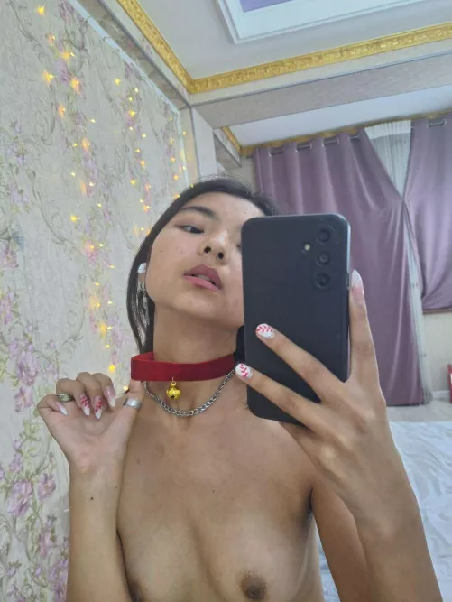 Do you like my pictures in the mirror?