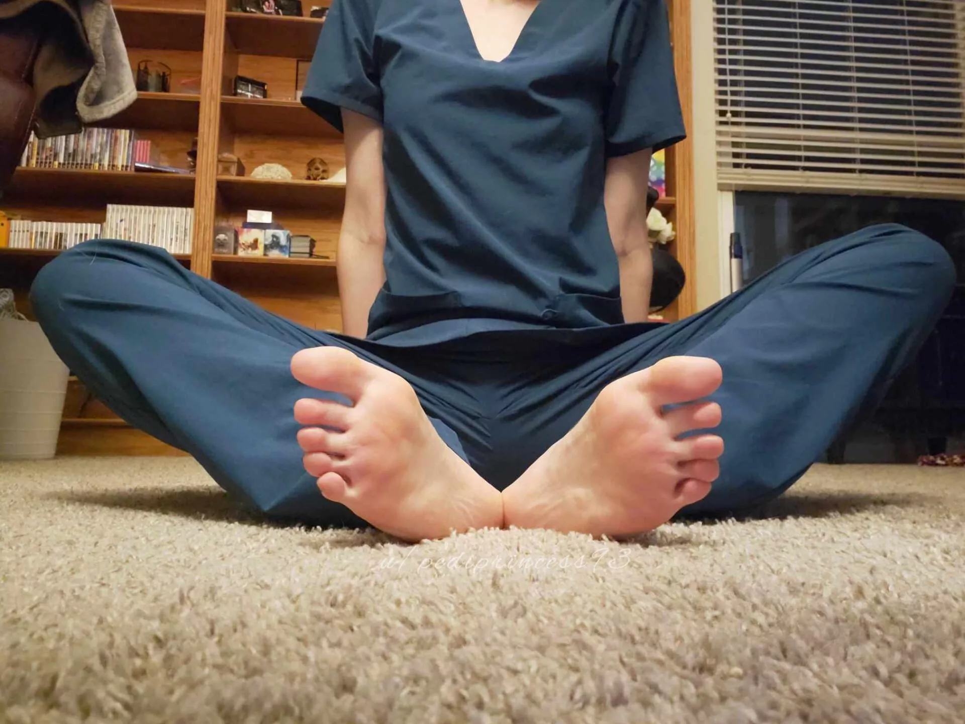 Do you like nurse feeeet~ 👀