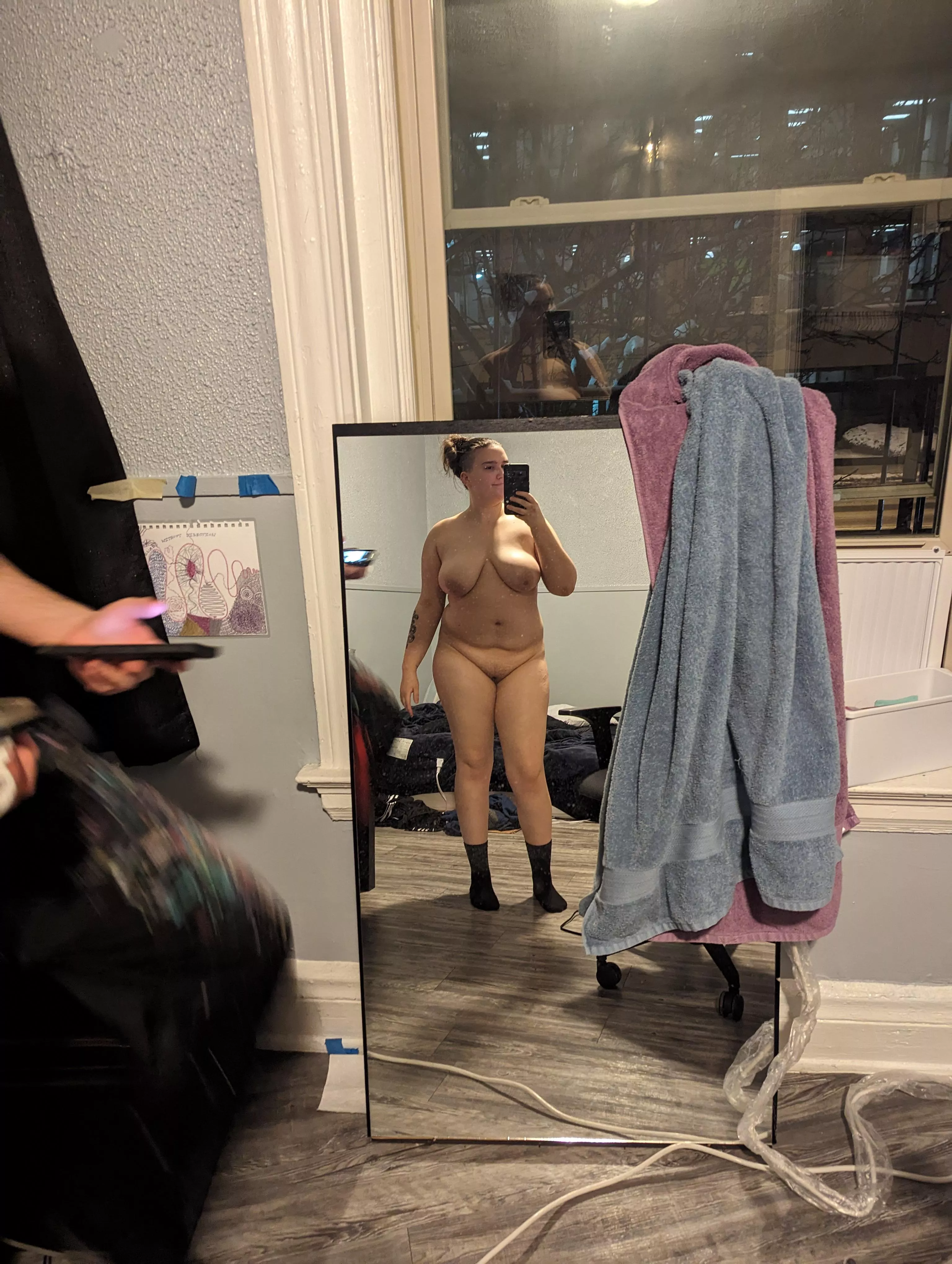 F24, 208lbs, 5'7. Goodmorning! What do you guys think?