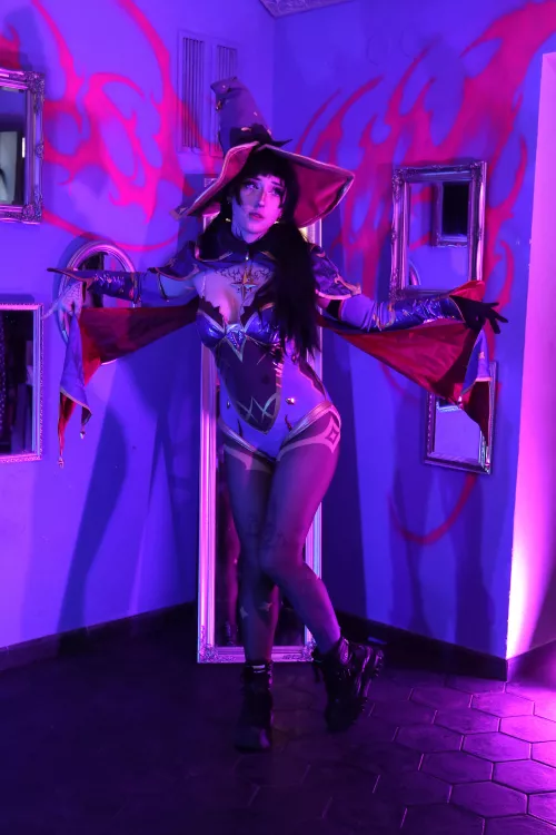 Finally did Mona from Genshin :3 hope it suits me, cuz I have been waiting for shit ton of other pictures !