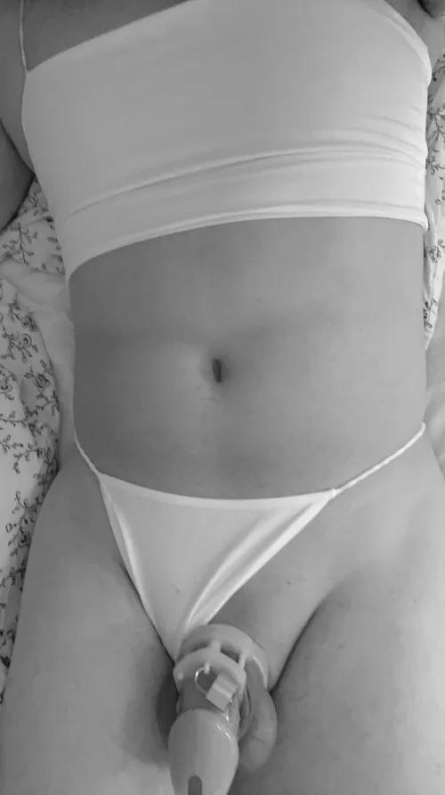 First time caged, am I doing it right? 🥺