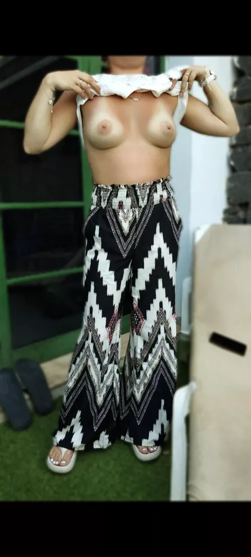 Flashing my neighbours husband