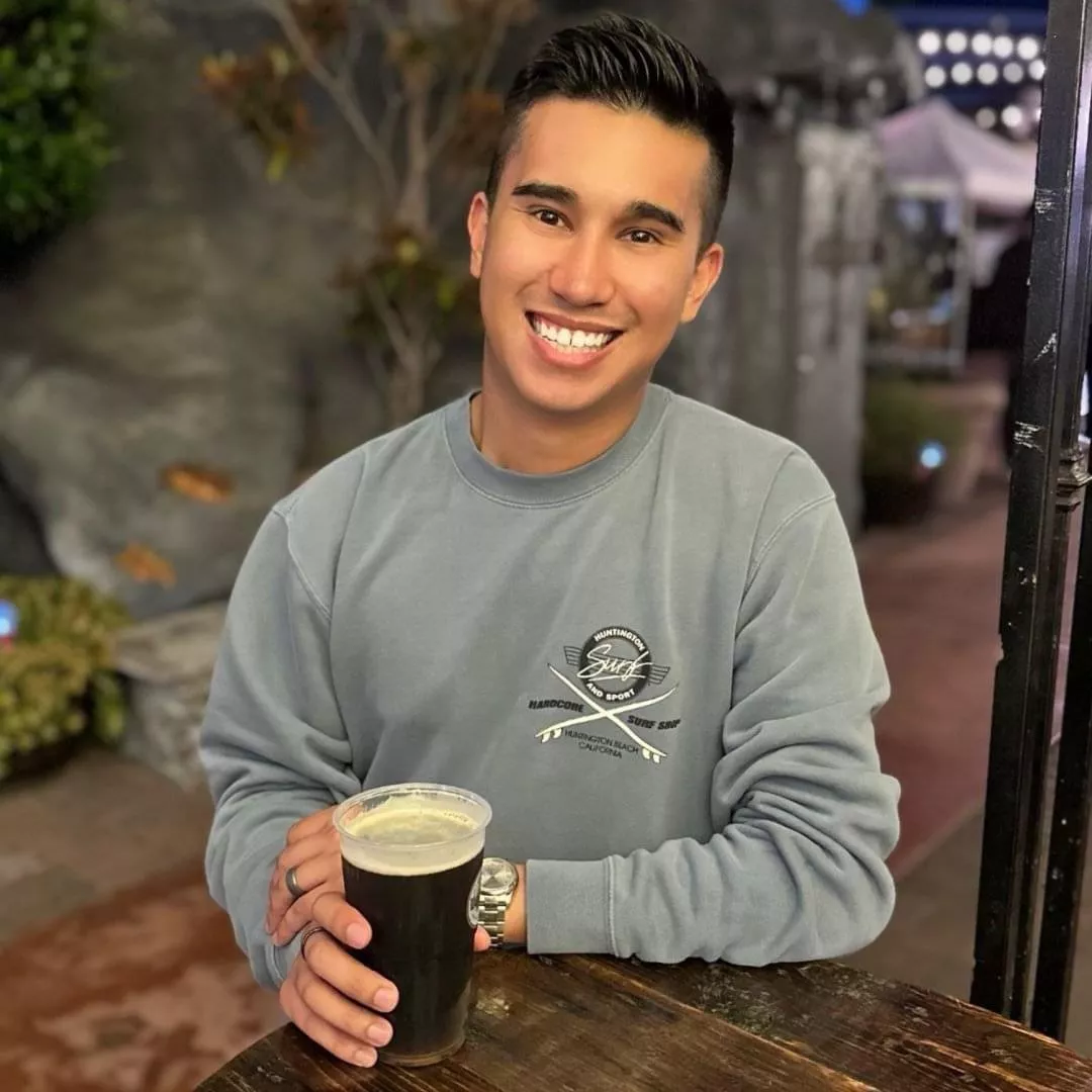 I borrowed the beer for this photo πΊ I borrowed the beer for this photo πΊ