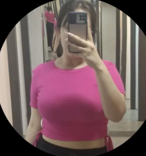 I call her busty, what do you think?