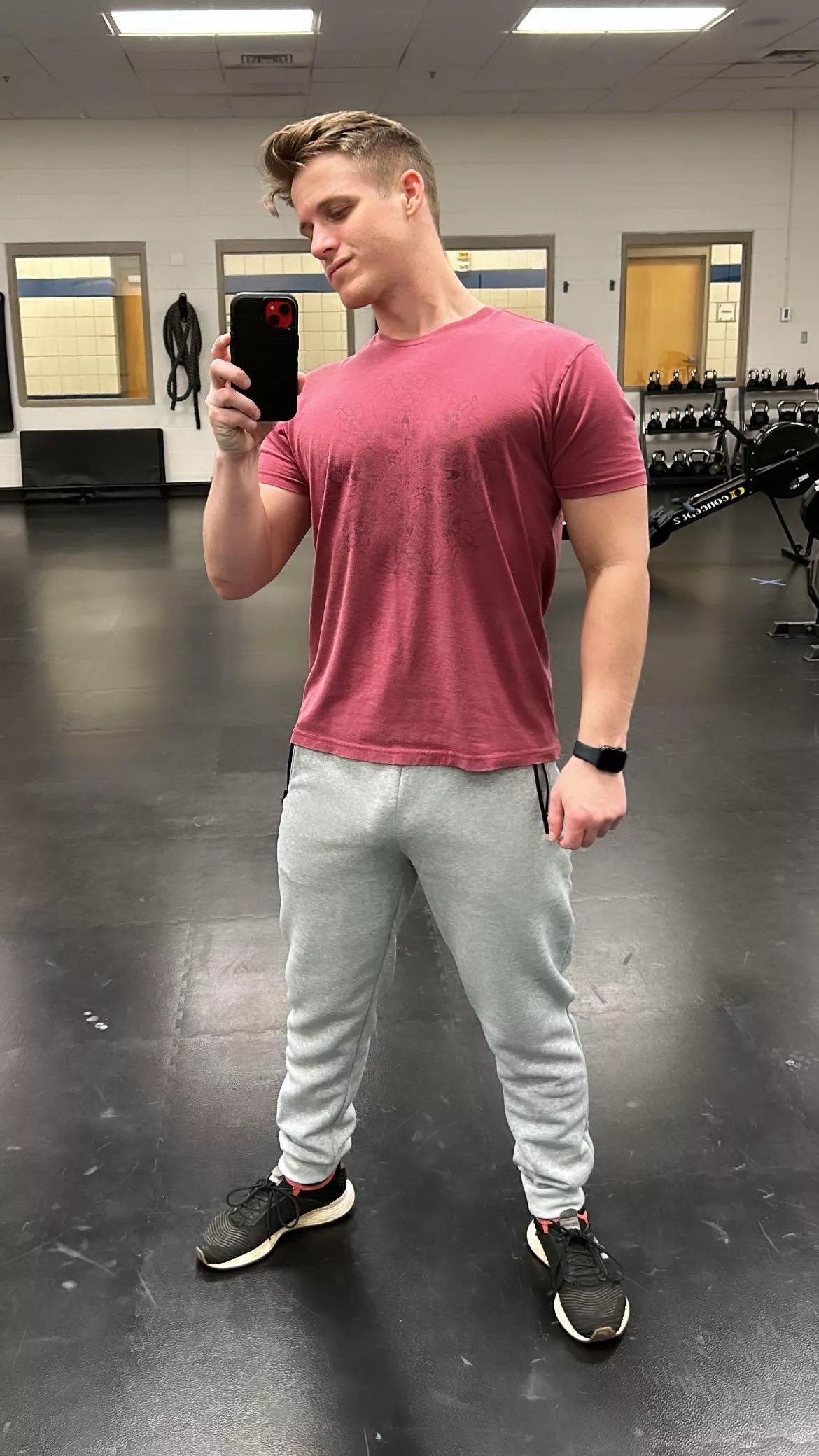 I’ve always been a fan of grey sweatpants season