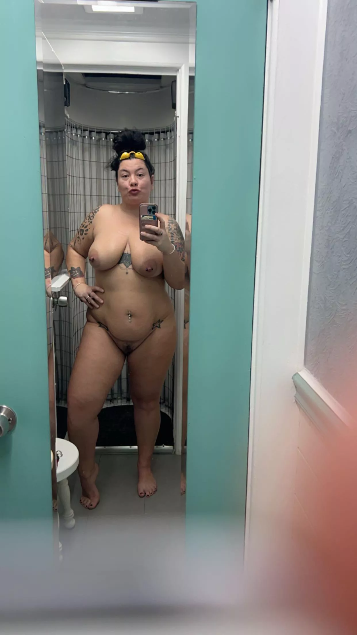 Meet me at the tanning salon? Hubs will never know!