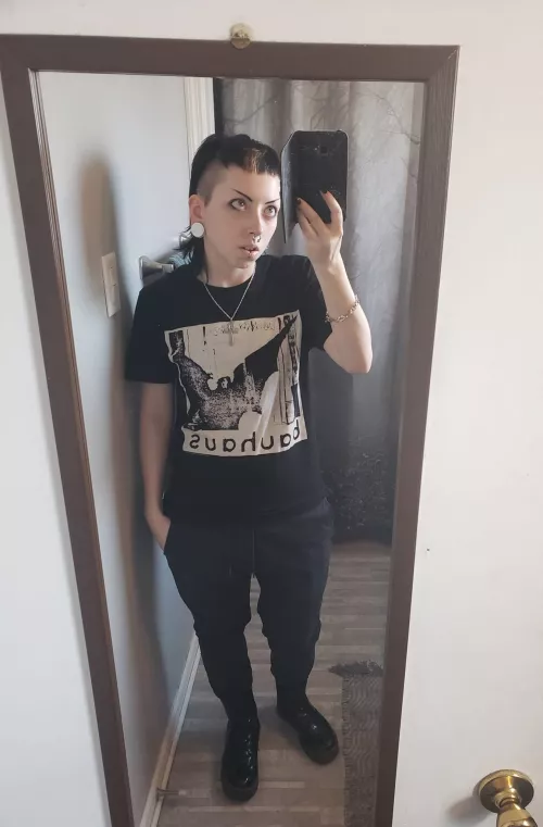 New to Reddit. Just trying to get a feel for things.