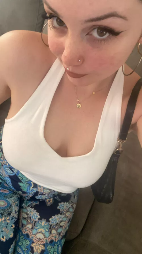 On your first date, are you brave enough to be yourself?