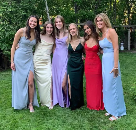 Pick one prom girl (all 18) [6]