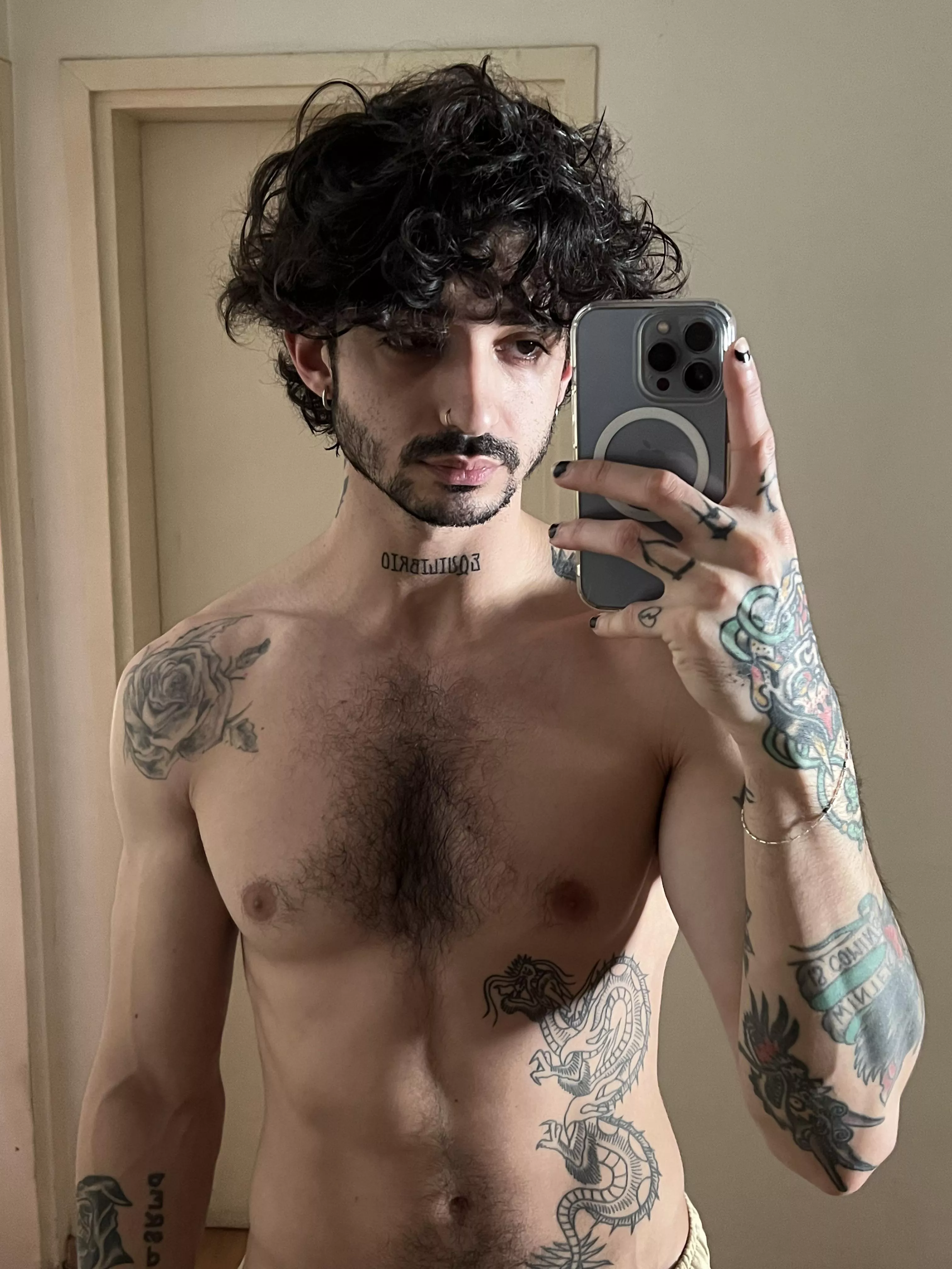 Say “hi” if you want me to send you nudes