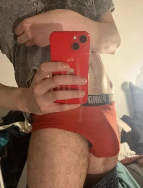 should i wear speedos more often?