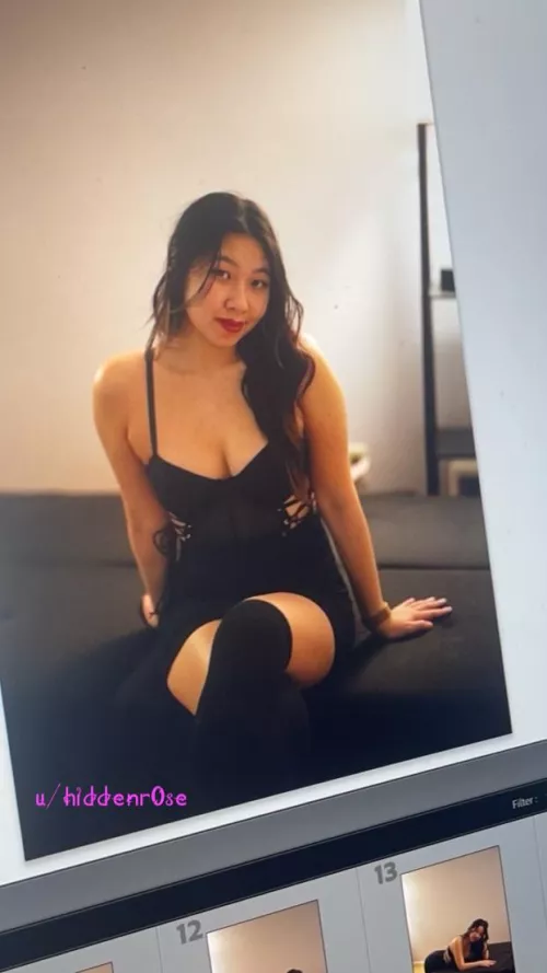 Sneak peak of my latest shoot 😘