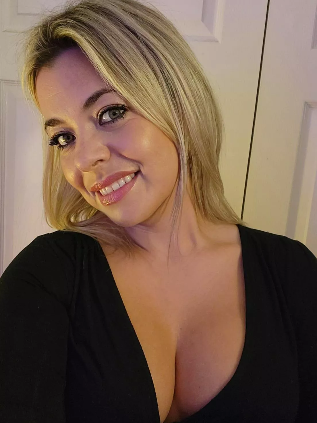 Some nice Milf cleavage