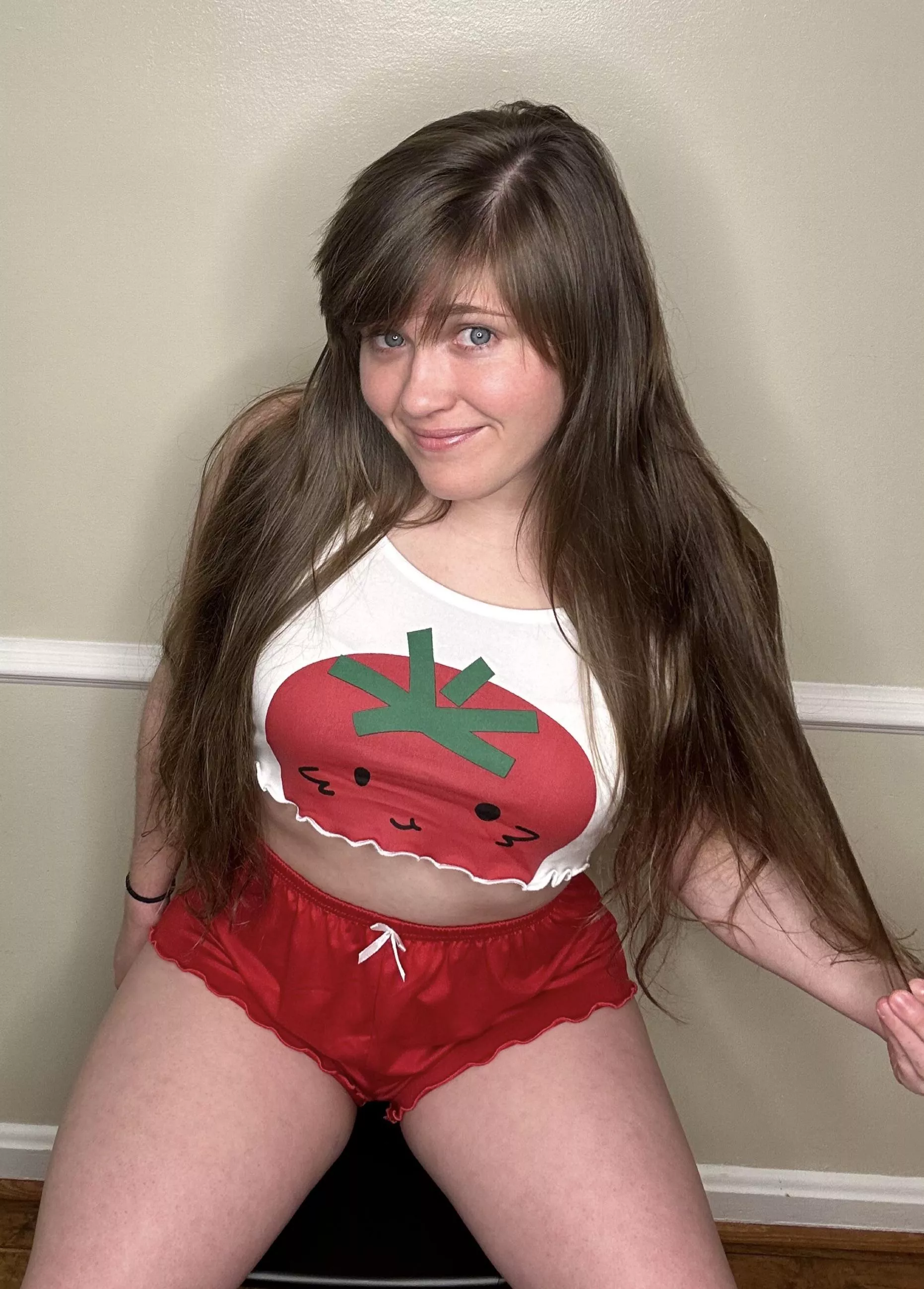 Strawberry pajamas 😘 [f]