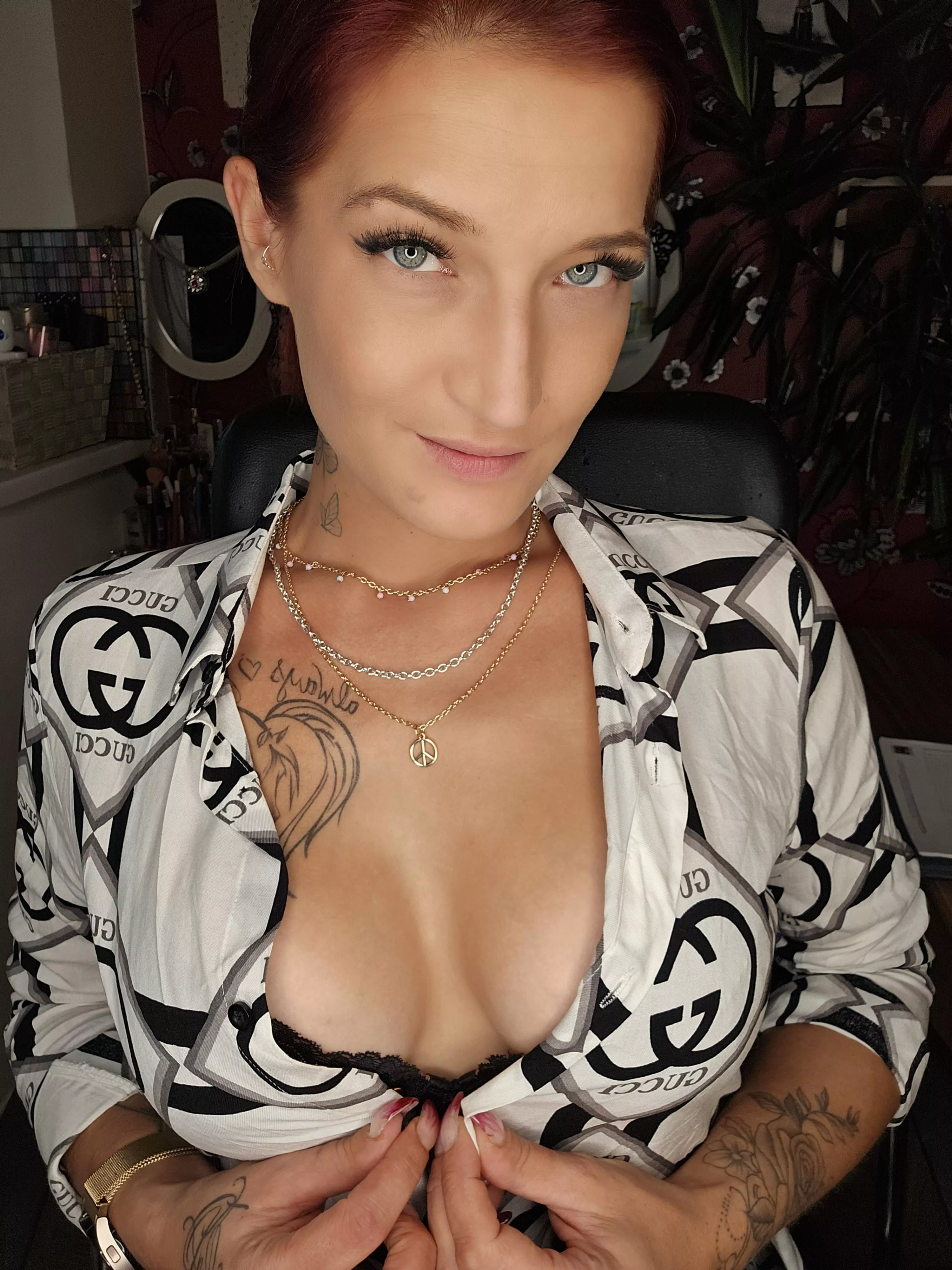 The first word that comes to mind when to you see it?