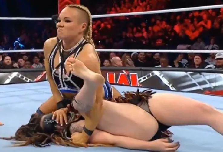 Valhalla (Sarah Logan) on RAW