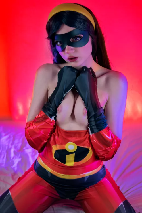 Violet Parr [The Incredibles] by Ave Ria
